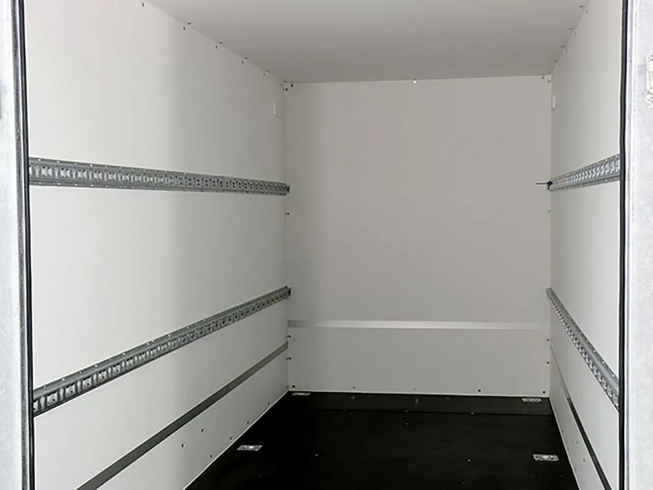 blyss kofferanhänger 146x357cm höhe:180cm 2,7t blyss kofferanhänger 146x357cm höhe:180cm 2,7t