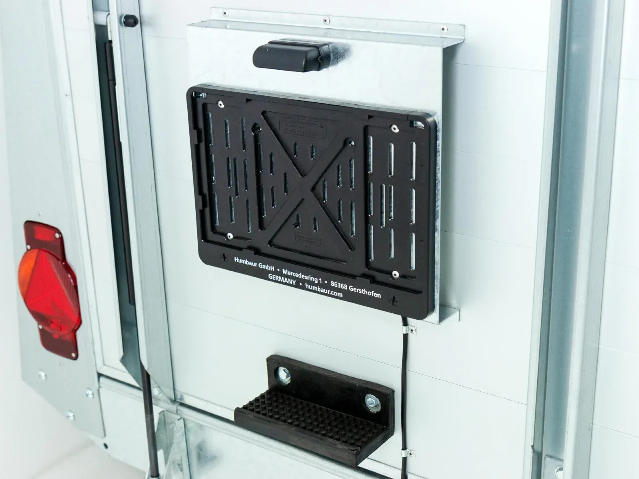 humbaur pferdeanhänger equitos 2000|alu|schwarz|aluboden humbaur pferdeanhänger equitos 2000|alu|schwarz|aluboden