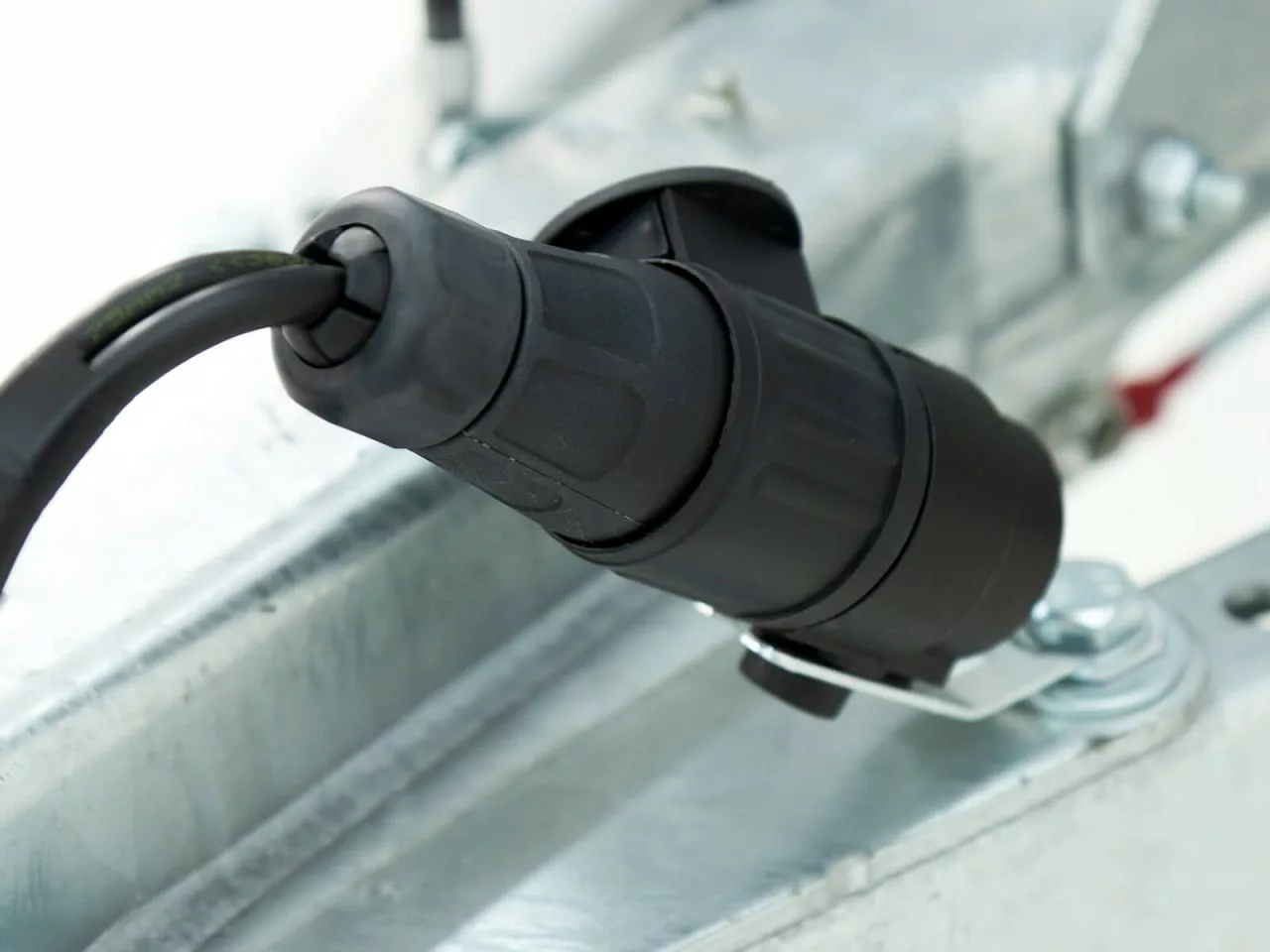 vezeko kofferanhänger 204x405cm höhe:205cm 2,7t|rampe|silber vezeko kofferanhänger 204x405cm höhe:205cm 2,7t|rampe|silber