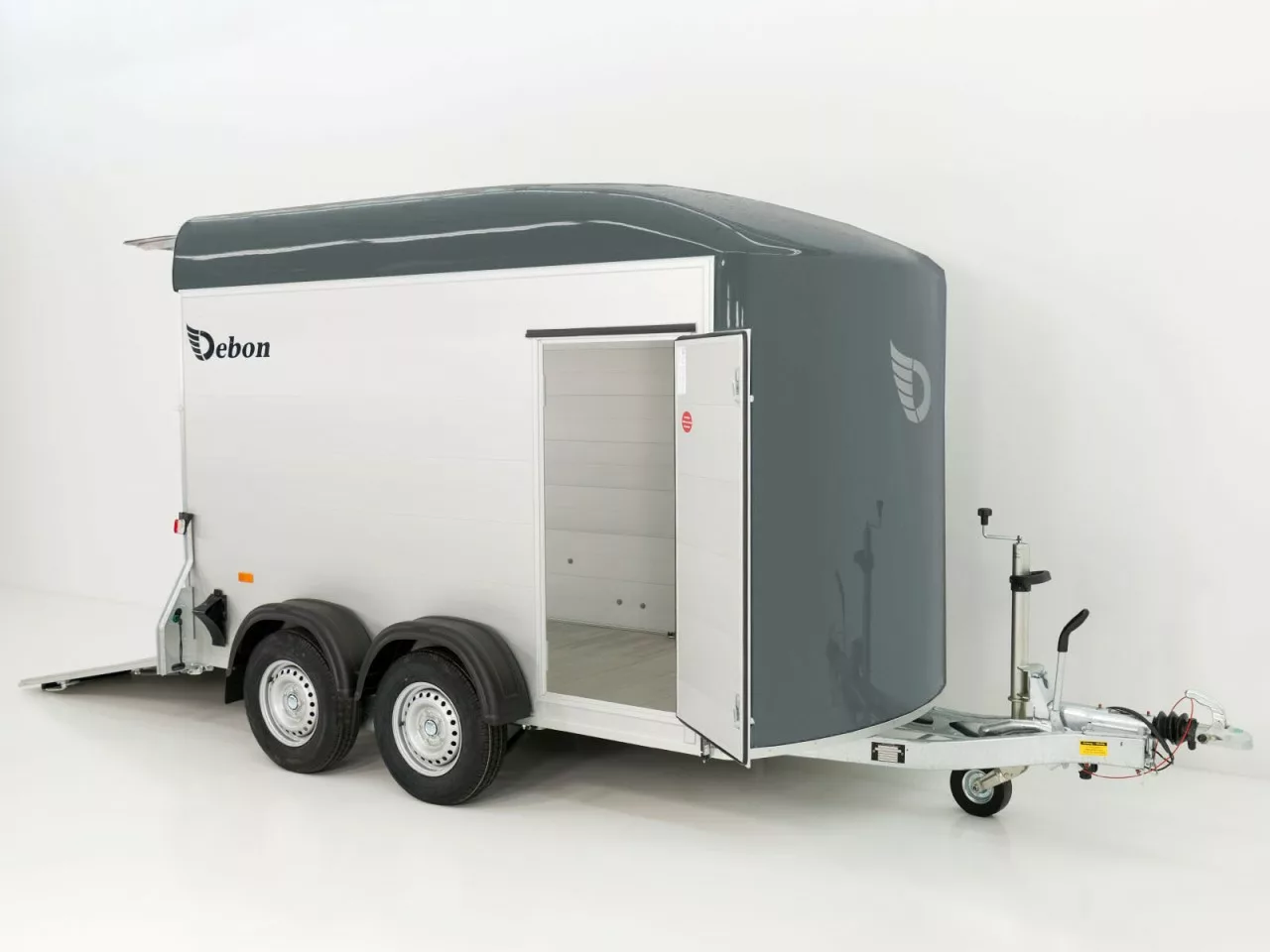 debon kofferanhänger c500 164x300cm h:200cm 2,6t|alu|polybug|tür|grau debon kofferanhänger c500 164x300cm h:200cm 2,6t|alu|polybug|tür|grau