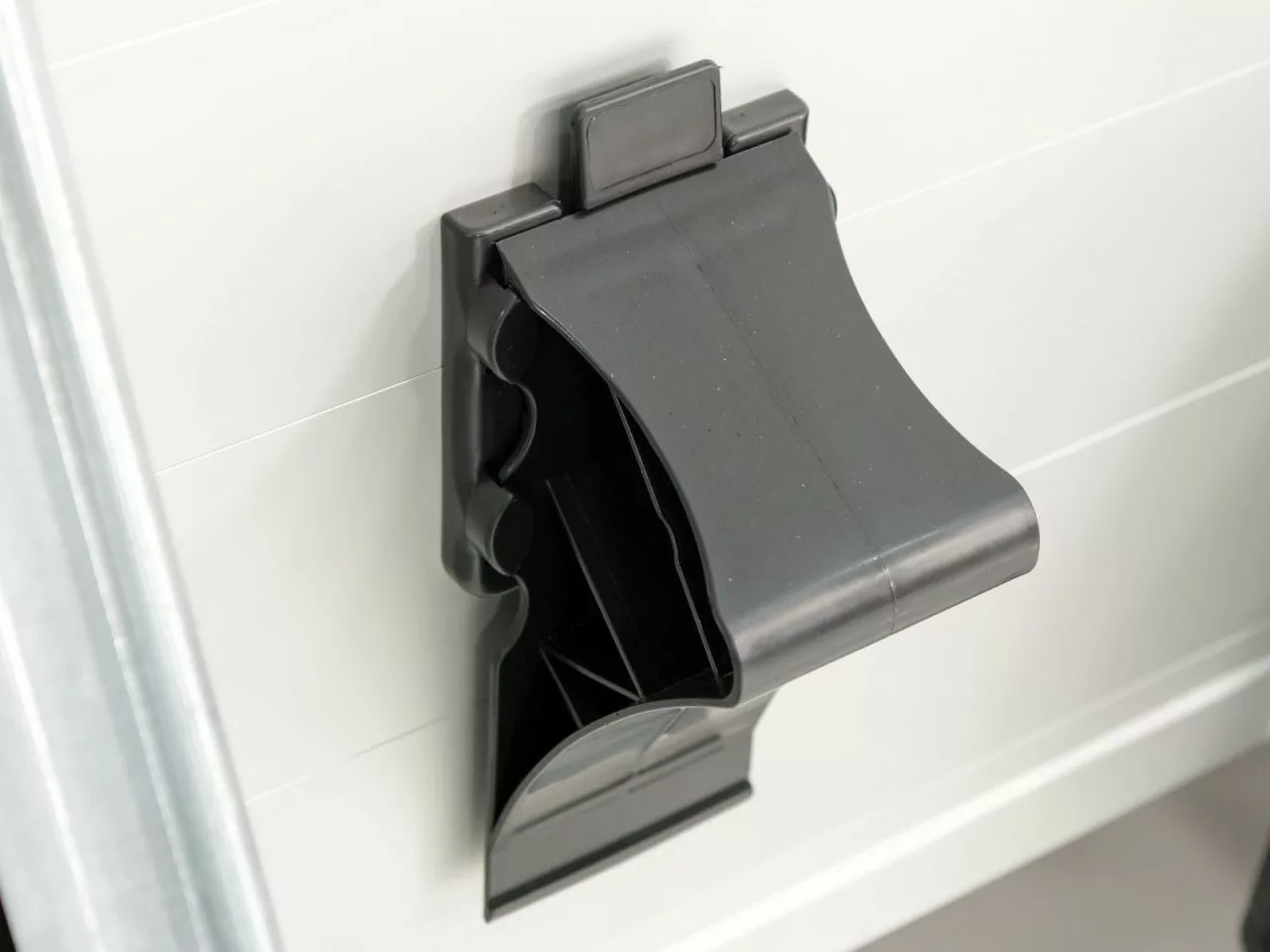 debon kofferanhänger c500 164x300cm h:200cm 2,6t|alu|polybug|tür|grau debon kofferanhänger c500 164x300cm h:200cm 2,6t|alu|polybug|tür|grau