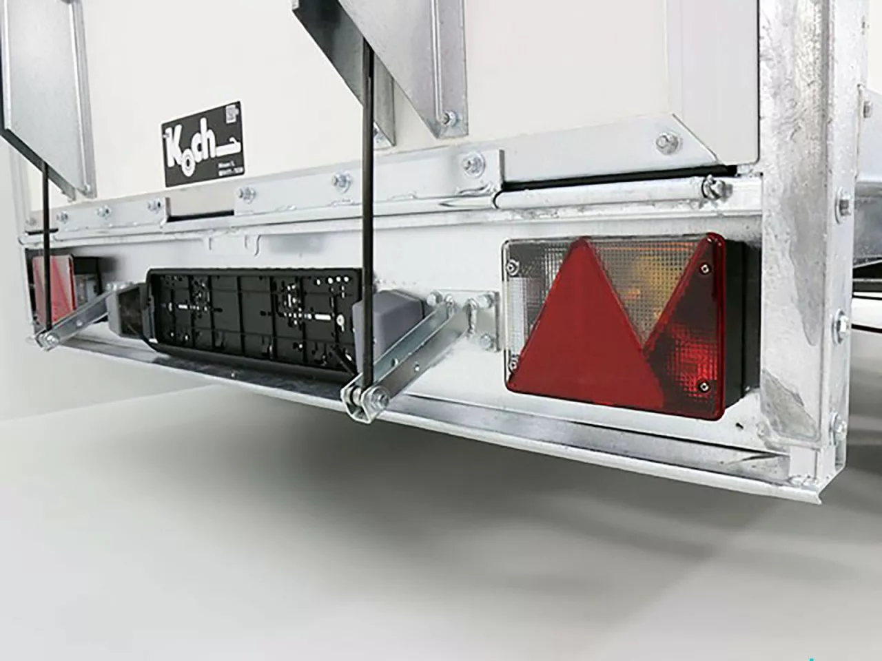 blyss kofferanhänger 146x357cm höhe:180cm 2,7t|rampe blyss kofferanhänger 146x357cm höhe:180cm 2,7t|rampe