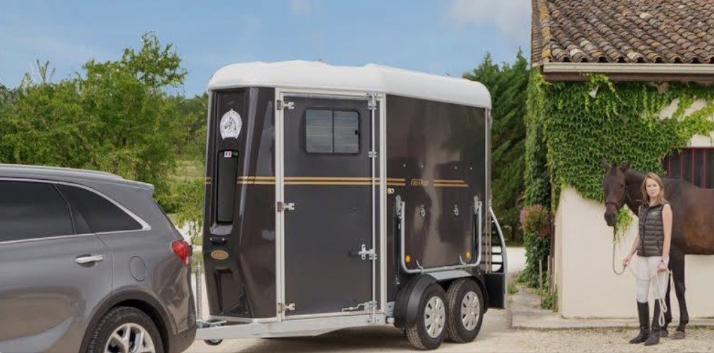 PD-TRANS Team und Anhänger