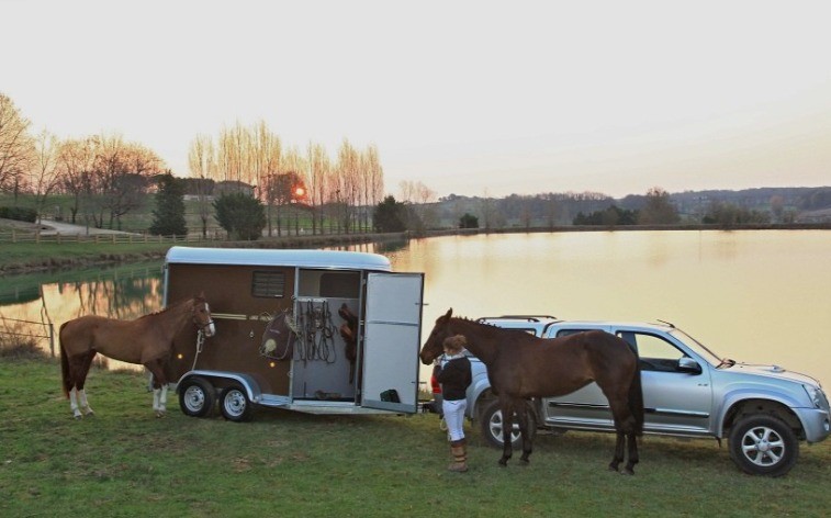 Logistik und Lager von Anhängern
